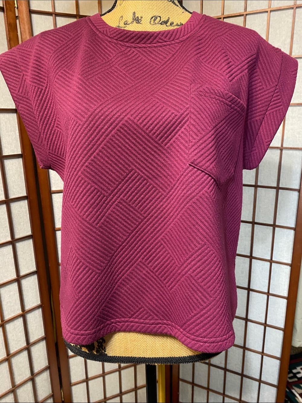 Entro Boxy Textured Top - Picture 2 of 5
